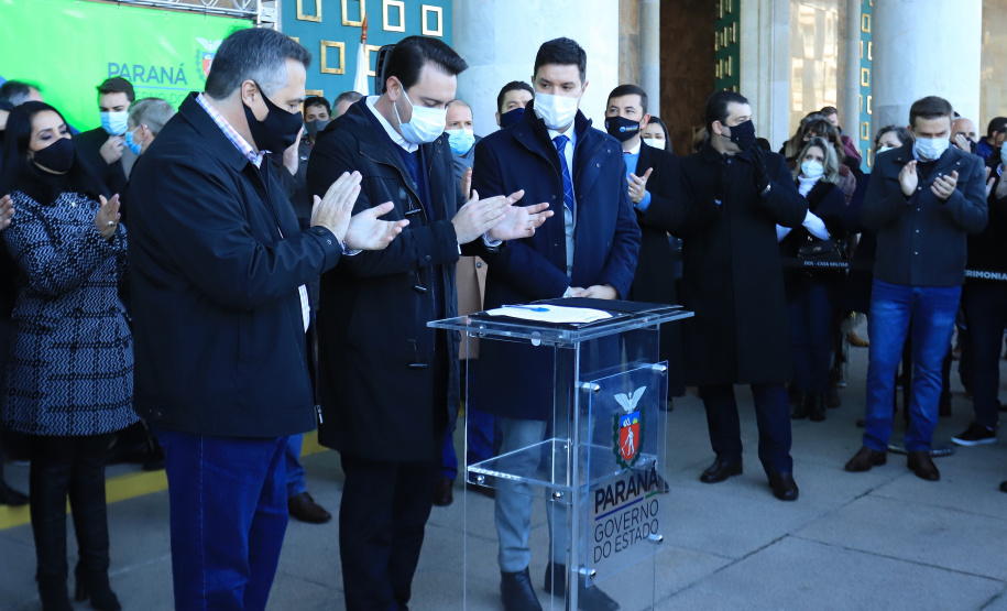 Entrega de veículos da saude Foto: Jose Fernando Ogura/AEN