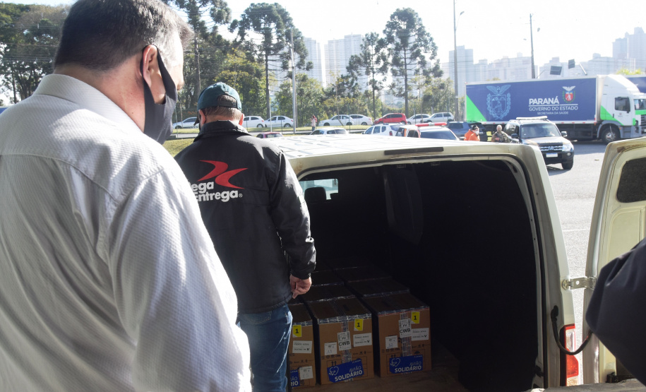 Chegada vacinas doses da Pfizer  Foto: Americo Antonio/SESA