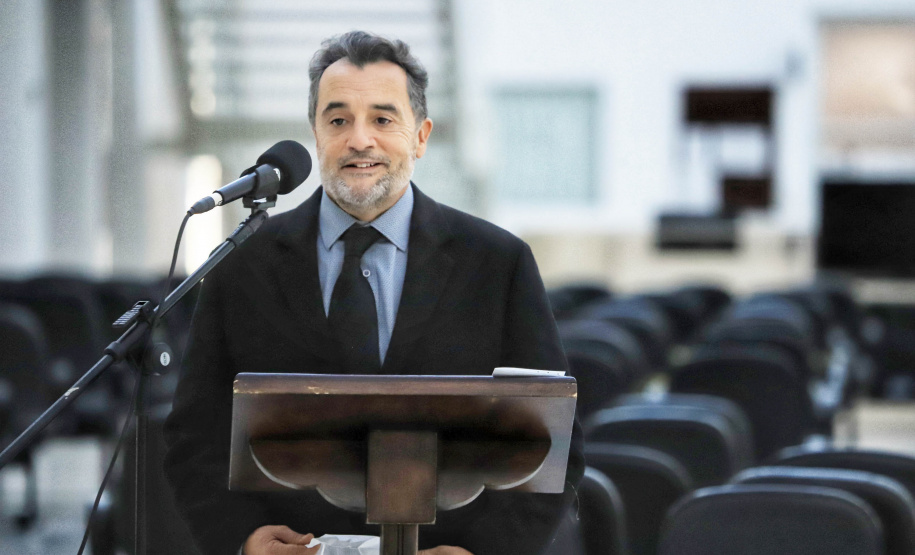 Projeto vai promover visitas guiadas a unidades de conservação do Paraná. O acordo de cooperação para execução do projeto foi assinado nesta quinta-feira (1) pelo governador Carlos Massa Ratinho Junior, o presidente do Tribunal de Justiça, desembargador José Laurindo de Souza Netto, e o prefeito de Curitiba, Rafael Greca. - Curitiba, 01/07/2021 - Foto: José Fernando Ogura/AEN