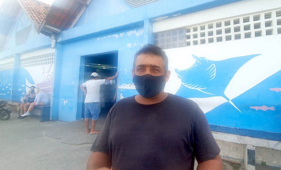 Pescadores de Matinhos anseiam por uma faixa de areia maior. Lopes Fabiano Ramos, conhecido como Sapo. Ele é pescador, diretor do Mercado do Peixe em Matinhos e presidente Associação dos Pescadores da cidade. - Curitiba, 01/07/2021 - Foto: SEDEST/IAT