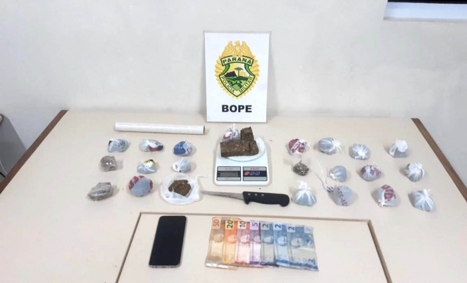 O Batalhão de Operações Especiais (BOPE), através da Rondas Ostensivas de Natureza Especial (RONE), apreendeu mais de 170 quilos de drogas, duas armas de fogo e 32 pessoas acabaram presas durante a Operação Narco Brasil entre os dias 21 e 30 de junho no Litoral e nos Campos Gerais do estado. - Curitiba, 01/07/2021 - Foto: PMPR/SESP-PR