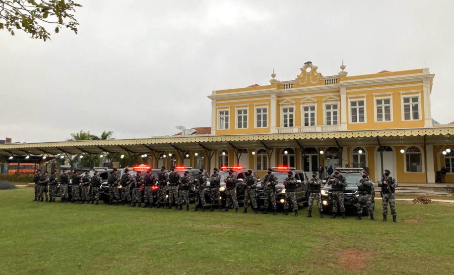O Batalhão de Operações Especiais (BOPE), através da Rondas Ostensivas de Natureza Especial (RONE), apreendeu mais de 170 quilos de drogas, duas armas de fogo e 32 pessoas acabaram presas durante a Operação Narco Brasil entre os dias 21 e 30 de junho no Litoral e nos Campos Gerais do estado. - Curitiba, 01/07/2021 - Foto: PMPR/SESP-PR