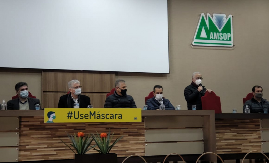 Quatro municípios paranaenses tiveram reconhecidos os bons trabalhos de inspeção municipal e receberam certificados nesta quinta-feira (01)