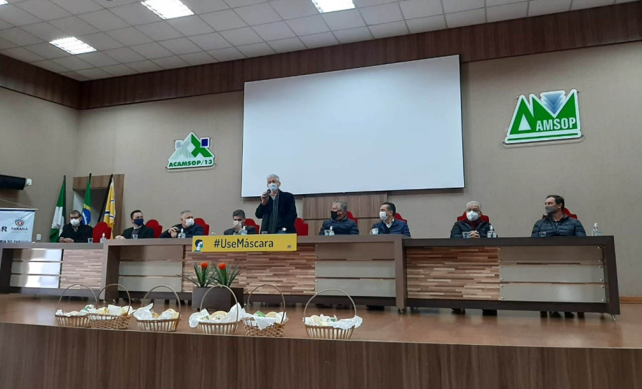 Quatro municípios paranaenses tiveram reconhecidos os bons trabalhos de inspeção municipal e receberam certificados nesta quinta-feira (01)