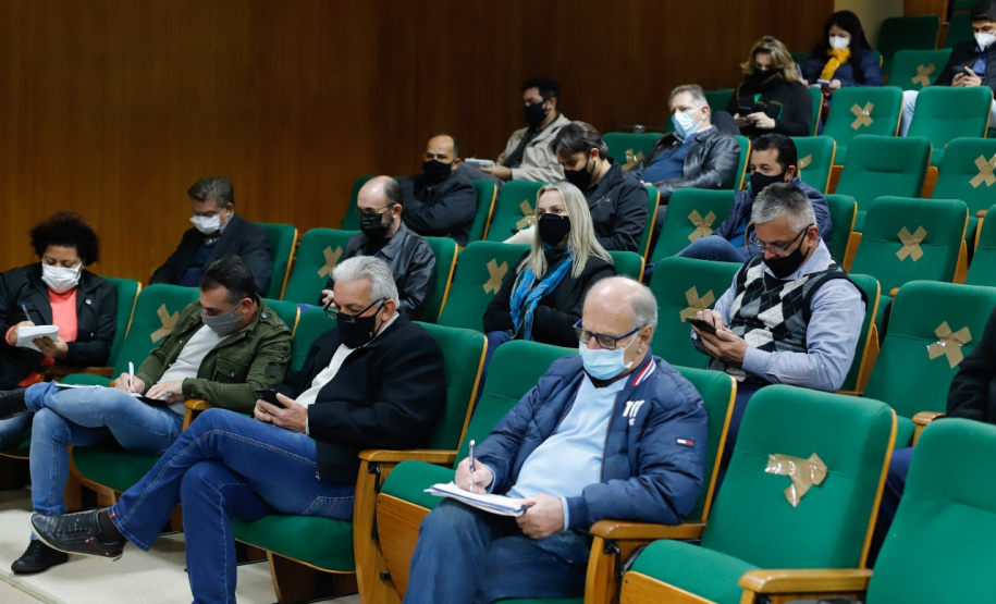 Abertura de envelopes conservação rodovias Noroeste.
Foto: Rodrigo Felix