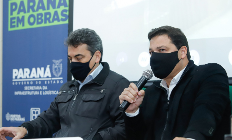 Abertura de envelopes conservação rodovias Noroeste.
Foto: Rodrigo Felix