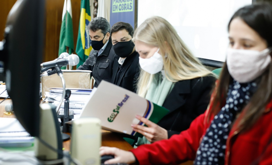 Abertura de envelopes conservação rodovias Noroeste.
Foto: Rodrigo Felix