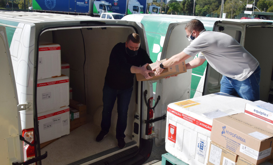 Entrega VacinasFoto: Americo Antonio/SESA