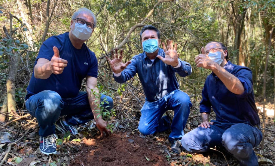 CIANORTE - O projeto Parques Urbanos do Paraná é o maior do Brasil, afirmou o secretário estadual do Desenvolvimento Sustentável e do Turismo, Márcio Nunes. Ele esteve nesta semana na região Noroeste para acompanhar as obras de quatro Parques Urbanos. São áreas de fundo de vale que serão recuperadas e reaproveitadas como espaços de lazer e turismo aos moradores, aliado à preservação ambiental. - 02/07/2021 - Foto: Divulgação SEDEST