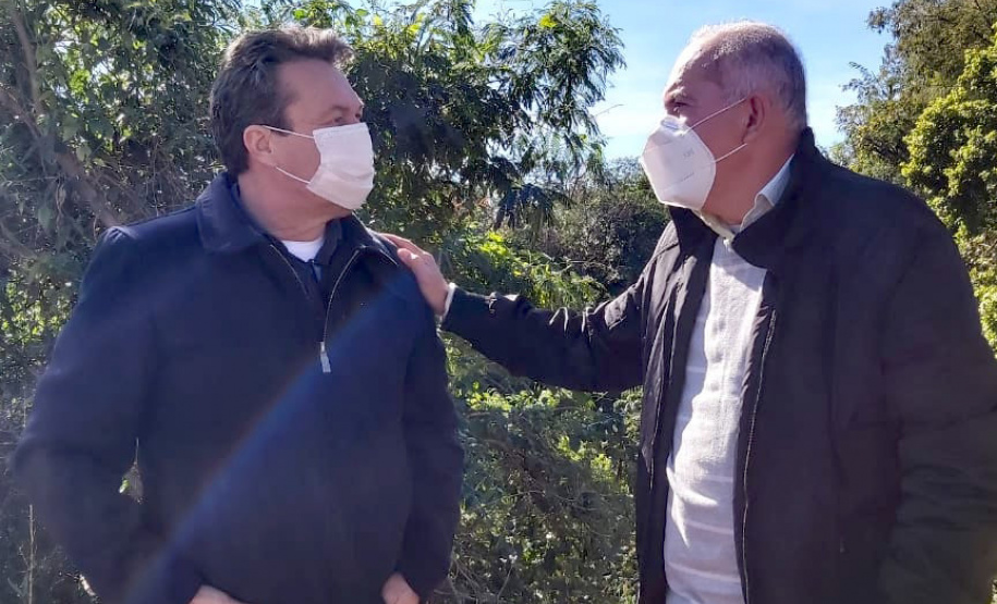 PEROBAL - O projeto Parques Urbanos do Paraná é o maior do Brasil, afirmou o secretário estadual do Desenvolvimento Sustentável e do Turismo, Márcio Nunes. Ele esteve nesta semana na região Noroeste para acompanhar as obras de quatro Parques Urbanos. São áreas de fundo de vale que serão recuperadas e reaproveitadas como espaços de lazer e turismo aos moradores, aliado à preservação ambiental. - 02/07/2021 - Foto: Divulgação SEDEST