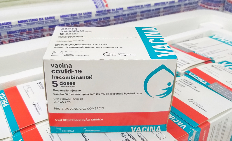 Chegada de vacina AstraZeneca/Fiocruz/Oxford  - Curitiba, 03/07/2021  -   Foto Gilson Abreu/AEN