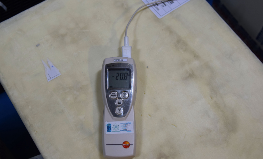 PFIZER - Chegada de vacinas Pfizer/BioNTech, que chegaram ao Estado na noite desta sexta-feira (2),  -  Curitiba, 02/07/2021  -  Foto: Américo Antonio/SESA