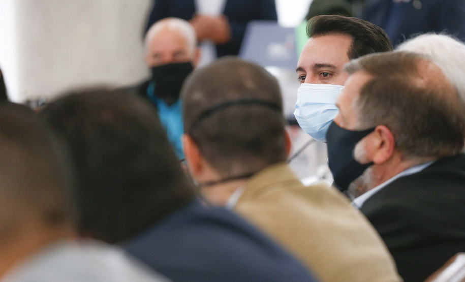 O Governo do Estado vai ampliar em 10% o investimento na educação especial do Paraná. O novo acordo, assinado nesta terça-feira (6) pelo governador Carlos Massa Ratinho Junior, em cerimônia no Palácio Iguaçu, prevê investimentos de R$ 432,3 milhões no ciclo que começa no próximo dia 1º de agosto e vai até o fim de janeiro de 2023. Foto: Jonathan Campos/AEN