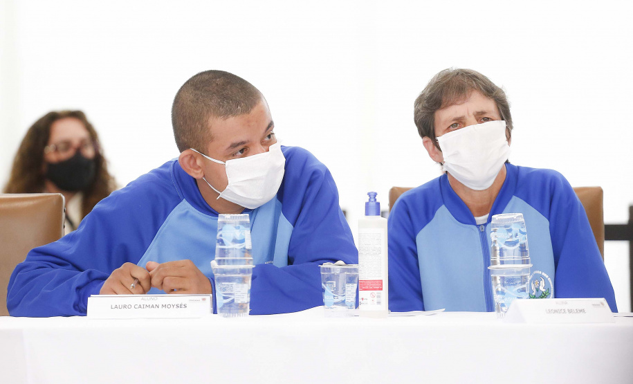 O Governo do Estado vai ampliar em 10% o investimento na educação especial do Paraná. O novo acordo, assinado nesta terça-feira (6) pelo governador Carlos Massa Ratinho Junior, em cerimônia no Palácio Iguaçu, prevê investimentos de R$ 432,3 milhões no ciclo que começa no próximo dia 1º de agosto e vai até o fim de janeiro de 2023. Foto: Jonathan Campos/AEN