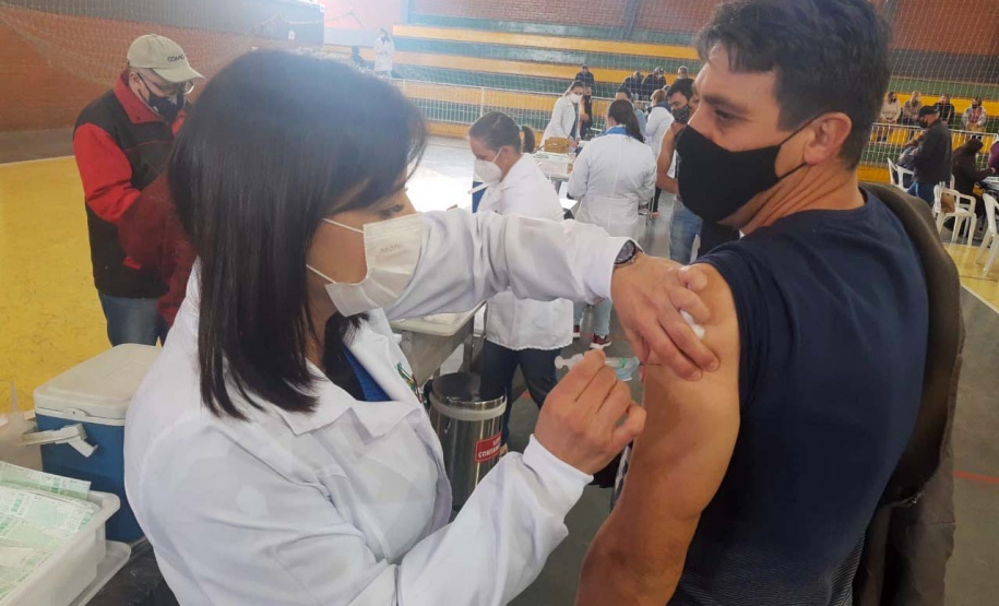 Paraná já aplicou mais de 6 milhões de vacinas contra Covid-19. Foto:SESA
