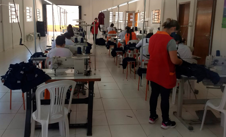 Paraná tem 7,3 mil presos trabalhando e é destaque nacional nesse segmento
Foto: SESP-PR