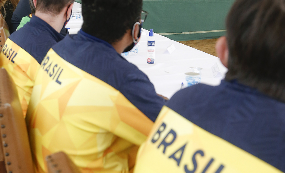 Governador Carlos Massa Ratinho Junior durante solenidade de lançamento nesta quinta-feira (08) no Palácio Iguaçu da campanha Torcida Paraná em Tóquio. O Estado terá a maior delegação de atletas da história do Paraná está na fase final de preparação para os Jogos Olímpicos e Paralímpicos Tóquio-2020 com 35 atletas.  -  Curitiba, 08/07/2021  -  Foto: Jonathan Campos/AEN