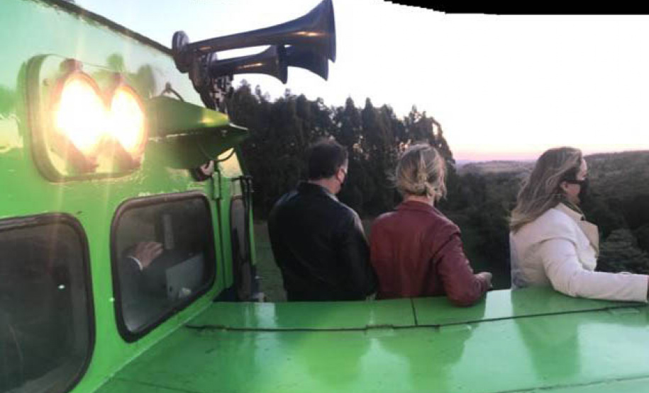 Ibama e Funai visitam os Campos Gerais para conhecer o traçado da Nova Ferroeste. Os técnicos sobrevoaram a Terra Indígena em Nova Laranjeiras. Foto Alessandro Vieira