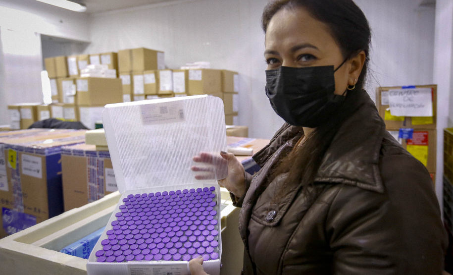 08.07.2021 - Chegada de vacina no Cemepar
Foto Gilson Abreu/AEN