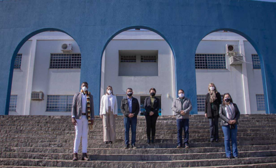 Nesta quarta-feira (07), a Universidade Estadual de Ponta Grossa (UEPG) reuniu-se com representantes da Universidade Estadual do Norte do Paraná (Uenp) para conversar sobre parcerias entre as instituições. A visita se estendeu durante todo o dia e tratou, principalmente, de trocas de experiências e futuras parcerias em projetos da área cultural. - Ponta Grossa, 08/07/2021 - Foto: Aline Jasper e Luciane Navarro