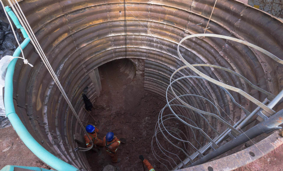 Obra de transposição de água do Rio Capivari segue acelerada - Estrutura irá incrementar 713 litros por segundo à Barragem do Iraí reforçando abastecimento na Região Metropolitana - Curitiba, 09/08/2021 - foto: Andre Thiago - Sanepar