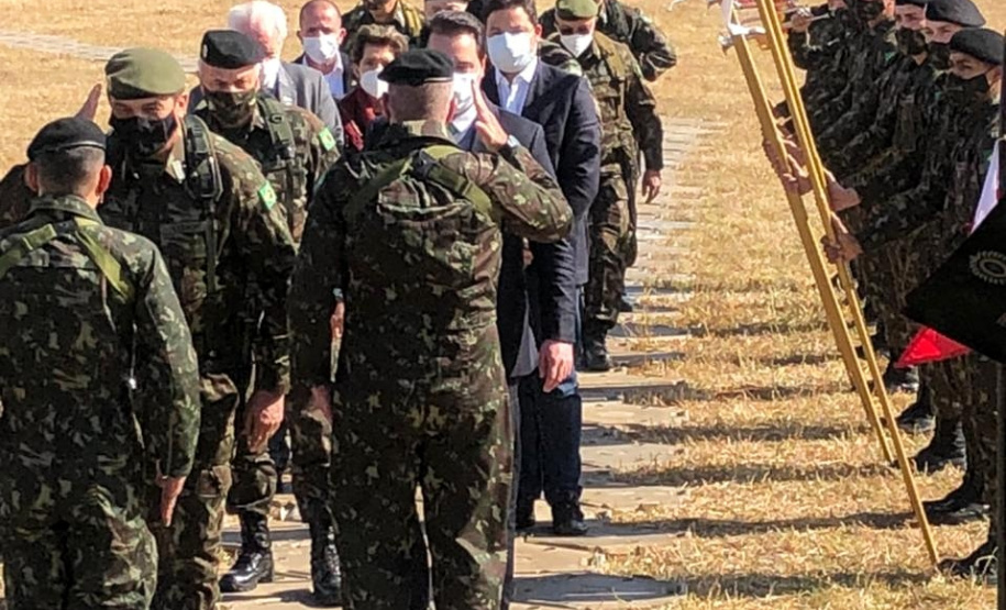“O Paraná tem o melhor projeto para o Exército”, diz governador sobre Escola de Sargentos
Foto: AEN