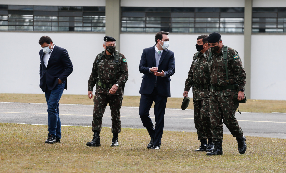 “O Paraná tem o melhor projeto para o Exército”, diz governador sobre Escola de Sargentos
Foto: Jonathan Campos/AEN