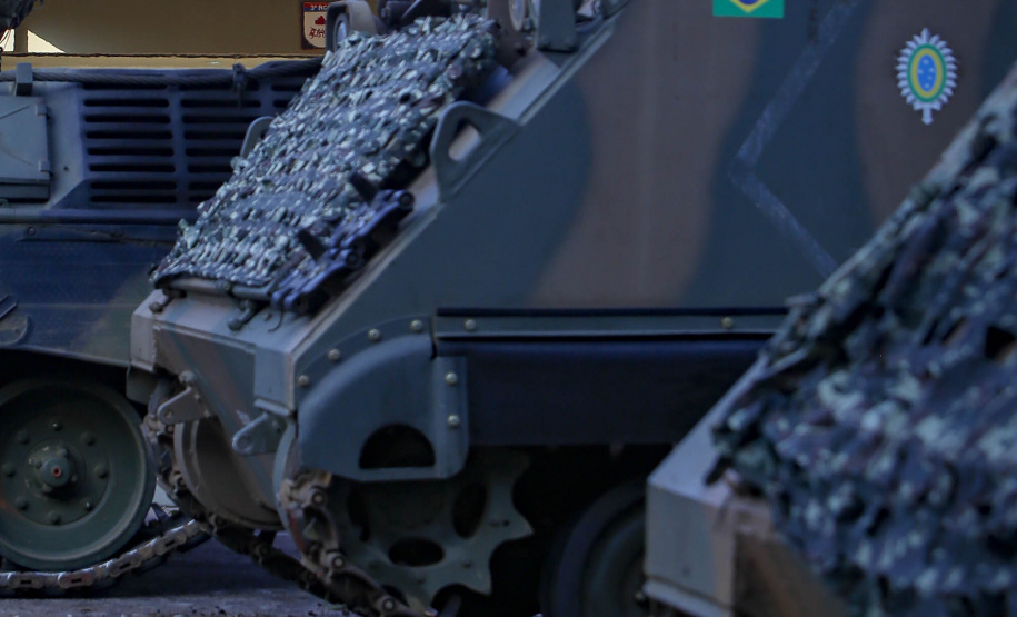 “O Paraná tem o melhor projeto para o Exército”, diz governador sobre Escola de Sargentos

Foto: Gilson Abreu/AEN