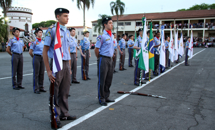 O Colégio da Polícia Militar de Curitiba (CPM) abriu as inscrições do processo classificatório para preencher 120 vagas para o 6º ano do Ensino Fundamental e 70 vagas para o 1º ano do Ensino Médio.  -  Curitiba, 09/07/2021  -  Foto: Soldado Guilherme Batalha