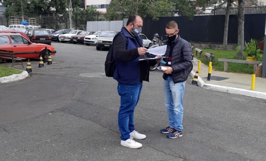 A Controladoria-Geral do Estado (CGE) vai avaliar, neste mês, a satisfação de quem precisa de serviços da área de segurança e de saúde e de quem recebe o kit Merenda Escolar. Mais 15 cidades devem receber a visita de servidores do Programa CGE Itinerante, que também vai verificar o recebimento das doses da vacina contra a Covid-19.  -  Curitiba, 12/07/2021  -  Foto: CGE