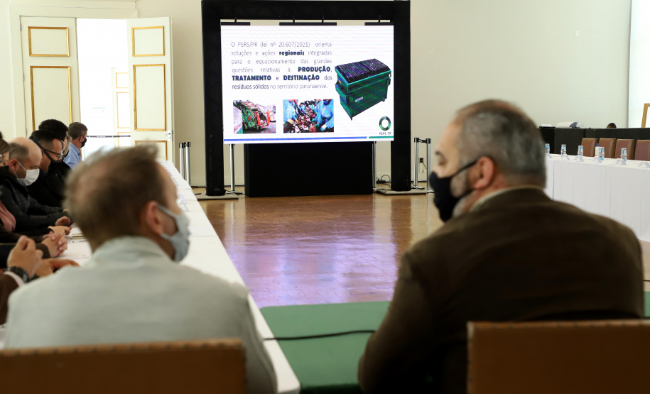 SEDEST - Reunião sobre gestão de resíduos sólidos  -  Curitiba, 12/07/2021  -  Foto: Ari Dias/AEN