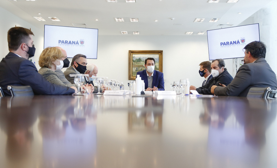 Por intermédio do Estado, TCE destina R$ 18 milhões para apoiar vacina da UFPR
Foto: Jonathan Campos/AEN