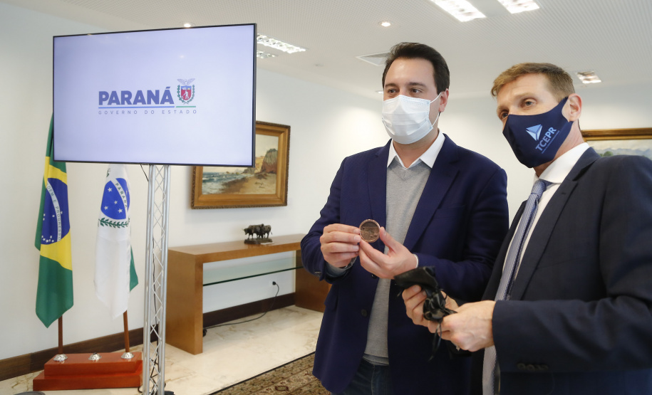 Por intermédio do Estado, TCE destina R$ 18 milhões para apoiar vacina da UFPR
Foto: Jonathan Campos/AEN