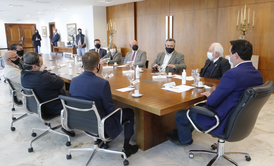 Por intermédio do Estado, TCE destina R$ 18 milhões para apoiar vacina da UFPR
Foto: Jonathan Campos/AEN