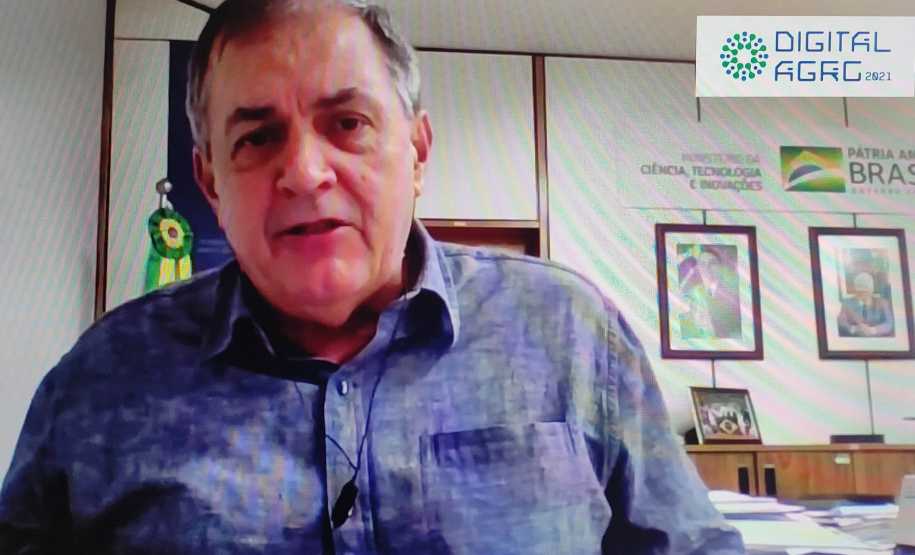 O governador Carlos Massa Ratinho Junior abriu, nesta segunda-feira (12), o Digital Agro 2021. O congresso, promovido pela Cooperativa Agroindustrial Frísia até 15 de julho, é considerado uma das principais feiras de tecnologia e inovação para o agronegócio do Brasil. - Curitiba, 12/07/2021 - Foto: Jonathan Campos/AEN