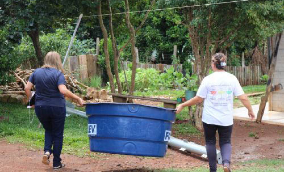 O projeto Caixa d'Água Boa, desenvolvido pela Secretaria de Justiça, Família e Trabalho (Sejuf) em parceria com a Sanepar, chegou nesta semana a mais 875 famílias em situação de vulnerabilidade social em 33 municípios do Paraná. - Foto: Arquivo AEN