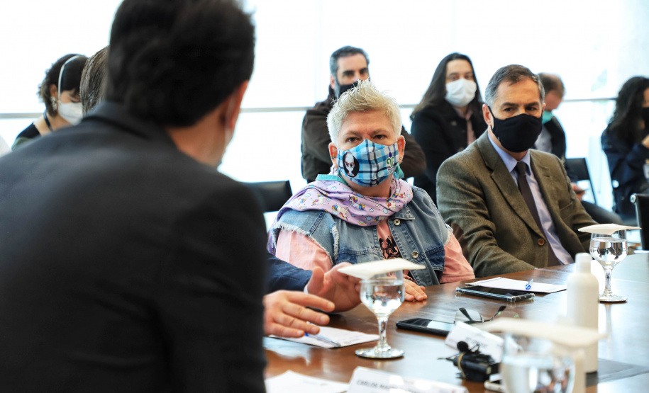 Mais de R$ 34 milhões arrecadados por infrações ao Código de Defesa do Consumidor serão revertidos em investimentos nas áreas da saúde e assistência social. A transferência foi autorizada nesta quarta-feira (14) pelo governador Carlos Massa Ratinho Junior, e é fruto da Lei 20.532/2021, que autoriza a transferência de 95% dos recursos do Fundo Estadual de Defesa do Consumidor (Fecon) para as duas áreas até o fim da pandemia no Paraná - Curitiba, 14/07/2021 - Foto: José Fernando Ogura/AEN