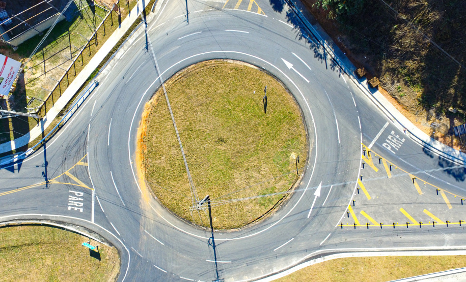 Novo viaduto melhora mobilidade na BR-277 e traz mais segurança a moradores de Campo Largo. A obra foi inaugurada oficialmente nesta quarta-feira (14) pelo governador Carlos Massa Ratinho Junior. - Curitiba, 14/07/2021 - foto: Rodrigo Félix Leal
