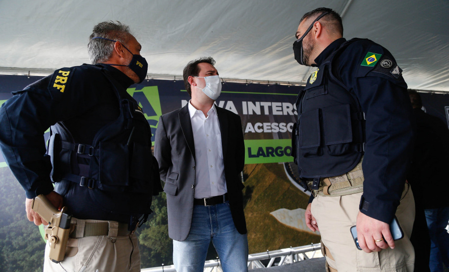 Nova interseção do Jardim Guarany, no km 104 da BR-277, em Campo Largo Foto: Jonathan Campos/AEN