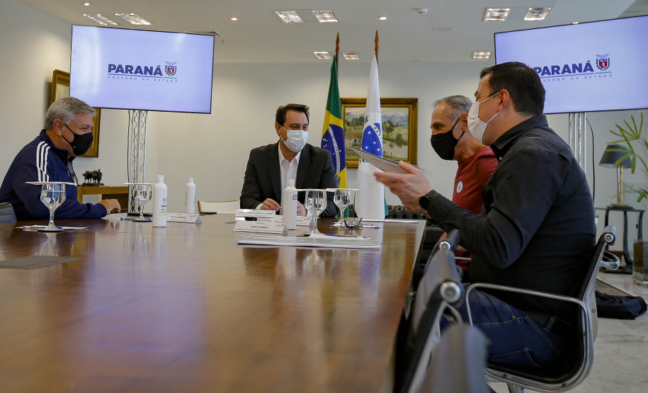 Governador confirma Cascavel como sede de competição de Kickboxing que reunirá atletas de 12 países
Foto Gilson Abreu/AEN