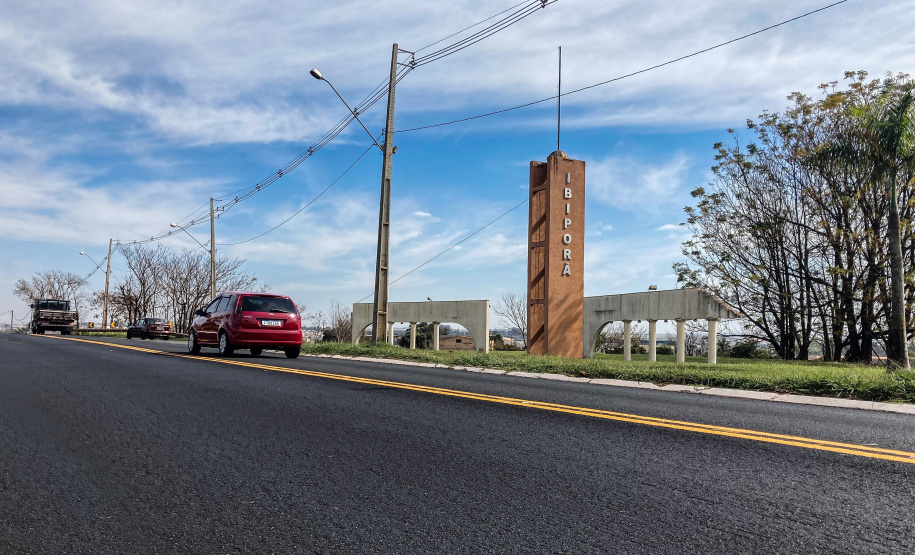Revitalização da BR-369 melhora a trafegabilidade em Ibiporã; investimento do Estado é de R$ 2,7 milhões
Foto: Jean Moledo/Prefeitura de Ibiporã