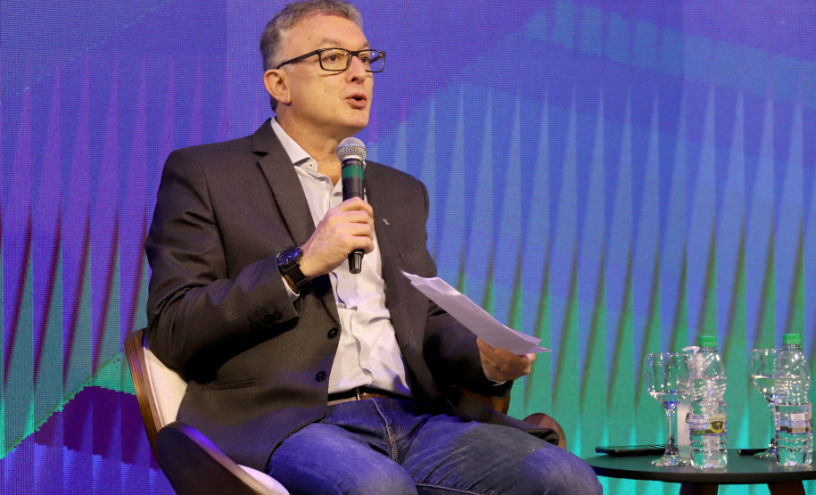 A Fomento Paraná formalizou uma parceria com o Sebrae para utilizar o Fundo de Aval às Micro e Pequenas Empresas (Fampe) como garantia nas operações de microcrédito contratadas pela instituição em todo o estado. A medida vai facilitar e ampliar o acesso ao crédito da instituição para micro e pequenos empreendedores.  -  Curitiba, 15/07/2021  -  Foto: Ari Dias/AEN