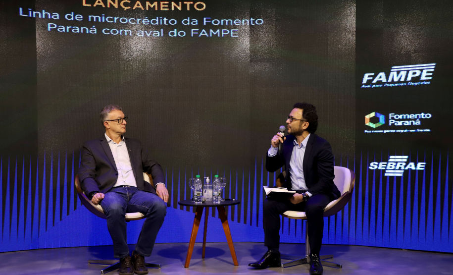 A Fomento Paraná formalizou uma parceria com o Sebrae para utilizar o Fundo de Aval às Micro e Pequenas Empresas (Fampe) como garantia nas operações de microcrédito contratadas pela instituição em todo o estado. A medida vai facilitar e ampliar o acesso ao crédito da instituição para micro e pequenos empreendedores.  -  Curitiba, 15/07/2021  -  Foto: Ari Dias/AEN