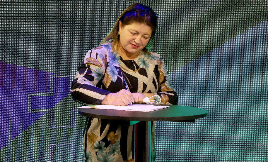 A Fomento Paraná formalizou uma parceria com o Sebrae para utilizar o Fundo de Aval às Micro e Pequenas Empresas (Fampe) como garantia nas operações de microcrédito contratadas pela instituição em todo o estado. A medida vai facilitar e ampliar o acesso ao crédito da instituição para micro e pequenos empreendedores.  -  Curitiba, 15/07/2021  -  Foto: Ari Dias/AEN