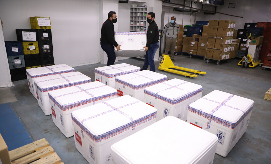 Municípios começam a receber nesta sexta mais vacinas contra a Covid-19 Foto: Ari Dias /AEN