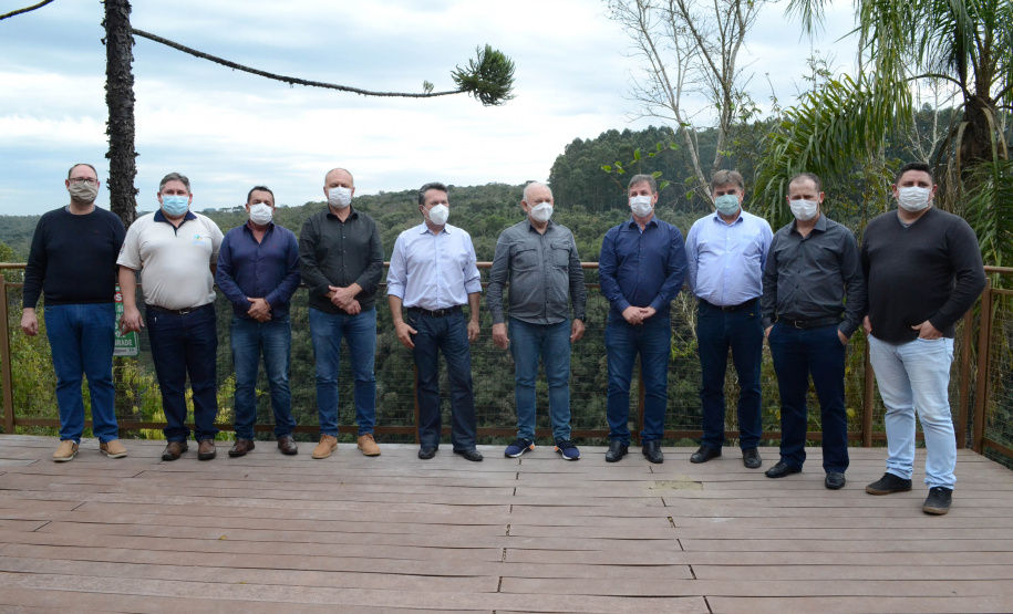 O Monumento Natural Estadual Salto São João, localizado no município de Prudentópolis, região Centro-sul do Estado, recebeu nessa quinta-feira (15) o seu Plano de Manejo - documento com normas para utilização dos atrativos naturais, visando a proteção ambiental do local.  -  Curitiba, 15/07/2021  -  Foto: SEDEST