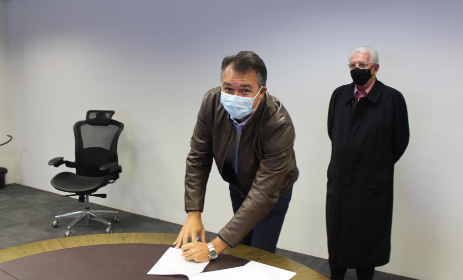 A Secretaria da Segurança Pública do Paraná e a Prefeitura de Guaratuba, litoral do paranaense, vão compartilhar informações gerais e de segurança, conforme o Termo de Cooperação Técnica da Secretaria da Segurança Pública do Paraná (SESP) assinado nesta sexta-feira (16/07) - Curitiba, 16/07/2021 - Foto: SESP