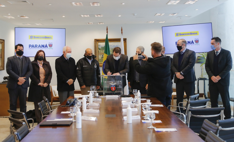 Em operação com Banco do Brasil, Estado liquida dívida com a Copel; economia é de R$ 80 milhões Foto: Jonathan Campos /AEN