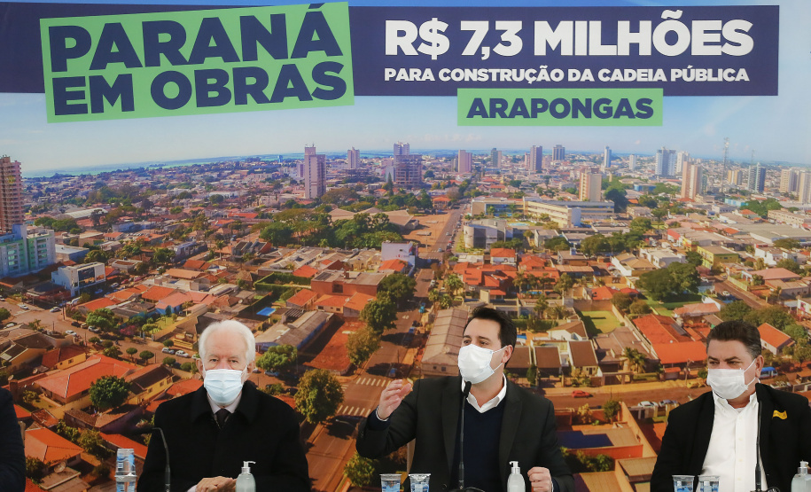 Governador Carlos Massa Ratinho Junior, durante solenidade assinatura de ordem serviços para construção da Cadeia Pública e pavimentação de estradas rurais em Arapongas - Curitiba, 19/07/2021 - Foto: Jonathan Campos/AEN