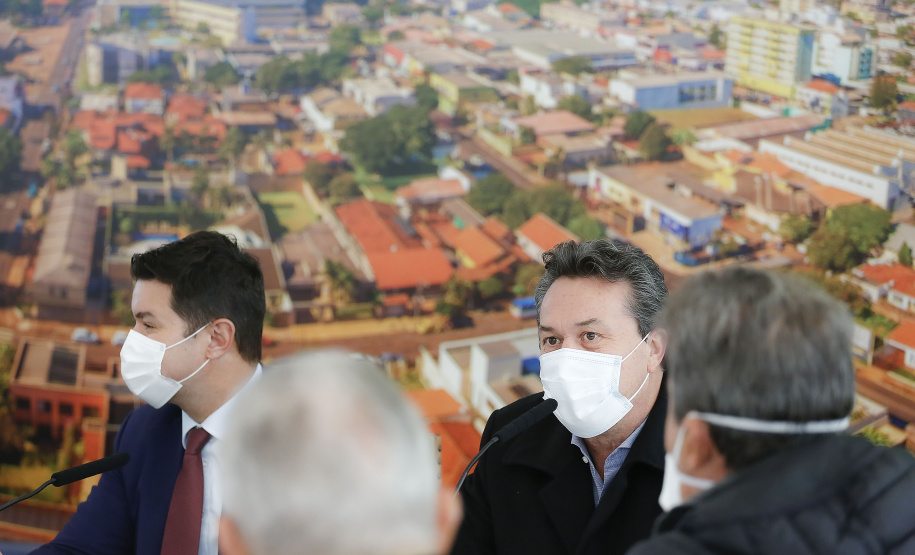 Governador Carlos Massa Ratinho Junior, durante solenidade assinatura de ordem serviços para construção da Cadeia Pública e pavimentação de estradas rurais em Arapongas - Curitiba, 19/07/2021 - Foto: Jonathan Campos/AEN